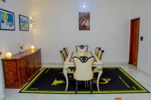 James house maison cours unique - Cocotomey