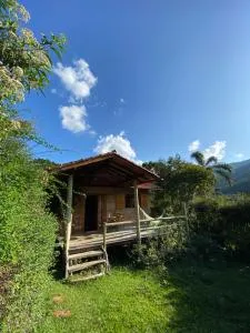 Hospedagem da Tia Iraci - Carvalhos