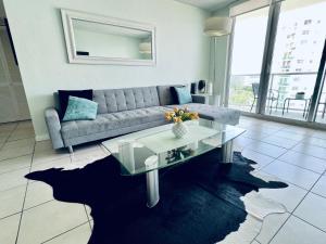 Oceanview Beachfront Condo on Tides Resort