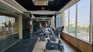 Apartement Springwood By LiviRooms Tangerang