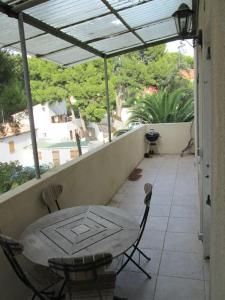 80m2 à 200m de la calanque de Port Miou - 2 chambres et parking