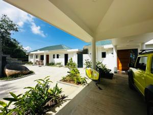 Villa Club Tropicana Carana with infinity pool