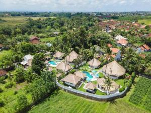 Luxury resort style Villa!