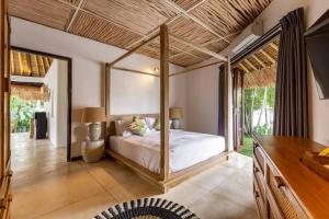 Luxury resort style Villa!