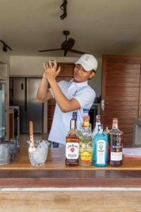 Luxury resort style Villa!