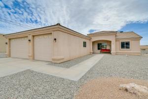 Patio, Views and Boat Parking Lake Havasu Home!