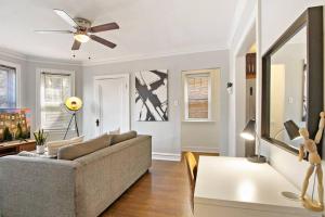 1BR Homey Apt in Irving Park - Troy 2