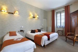 Hotels Hotel Les Tilleuls, Bourges : photos des chambres