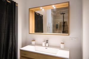 Magnifique T3 totalement rénové, hypercentre Rochefort, arrivée autonome !