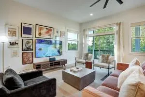 Bachelor/Bachelorette Mansion In the Heart of ATX - Bastrop