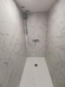 Maisons de vacances gite avec jacuzzi Le carinu : photos des chambres