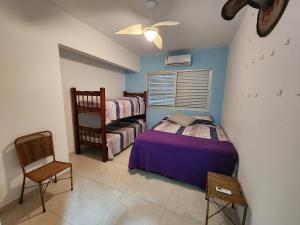 Lindo apartamento3 quartos Enseada 8 pessoas