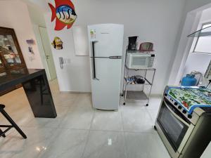 Lindo apartamento3 quartos Enseada 8 pessoas