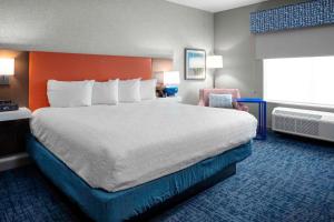 King Room with Sofa Bed room in Hampton Inn & Suites Cedar Park North Austin Tx
