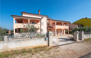 Amazing Apartment In Rovinj With Kitchen