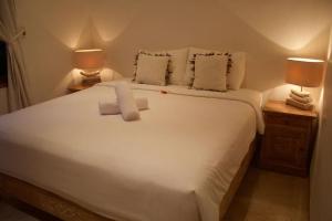 Villa Hanoman Candidasa - 3 Bedrooms With Private Pool