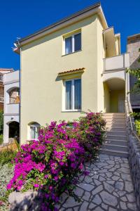 Apartment Kraljevica 17589b 