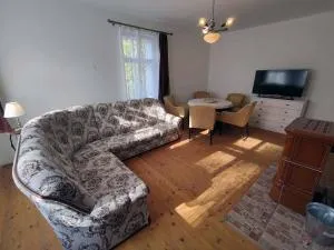 CHALUPA NAD POTOKEM - Ondřejovice