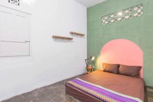 Phòng Có Giường Cỡ Queen Với Phòng Tắm Chung (Queen Room with Shared Bathroom)