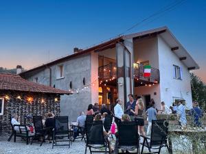 GROUP STAY VILLA - 40 Guests - PRIVATE POOL - TENNISCOURT - PRIVATE COOK - CONVERANCE ROOM villaitaly eu