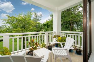 Spacious 2BR Apartment ALM 2223 in Laguna, 10 min from BangTao Beach