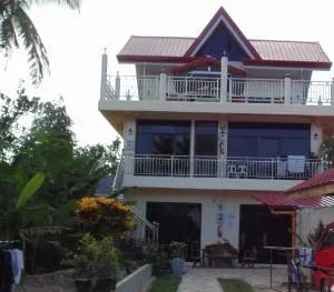 Noguerra Homestay - Catagnan
