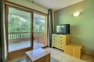 SAINTE-FOY STATION - APPARTEMENT 6 PERSONNES - SKIS AUX PIEDS