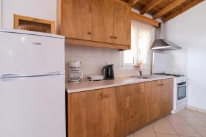 Agios Gordios Ammos House