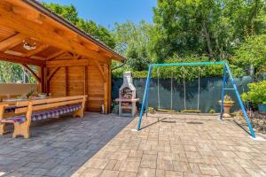 Holiday home in Jadranovo 33199