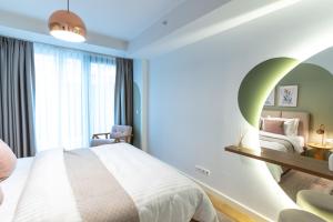 1-bdr Getaway With Poolgym Near Taksim Square