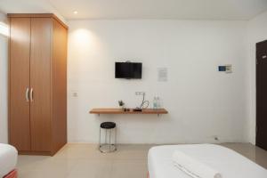 Urbanview Hotel Amarilis Sentul Bogor by RedDoorz
