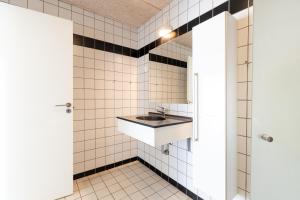 Langeland luksuslejlighed med pool og spa