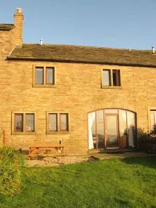 Midsummer Barn - Cherry Tree