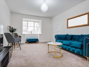 Modern and Cozy Kirkby Retreat Parking Sleeps 5 - Pass the Keys