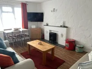 11 Trevarrian Court, Mawgan Porth, Newquay - Моуґан-Порт