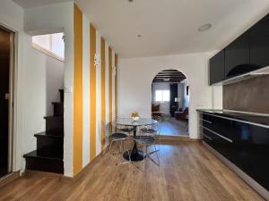 Diamond Rooftop & private terrace sea views