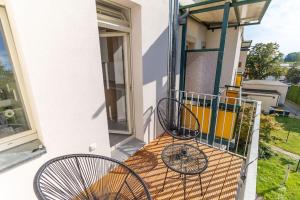 *4 Personen, 2 Zi, zentrumsnah*