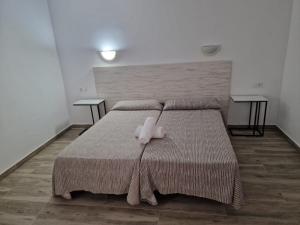 Aparthotel Puerto Cala Vadella