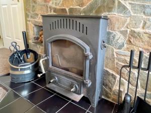 Traditional Scottish Cottage in Beautiful Location - Pass the Keys