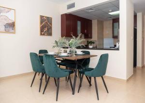 StoneTree - Studio Apartment Near The Beach
