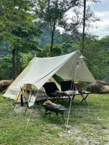 Moon hill camp - Kampong Egang