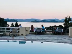 卡纳皮塔斯滨海酒店 - 卡纳皮特萨