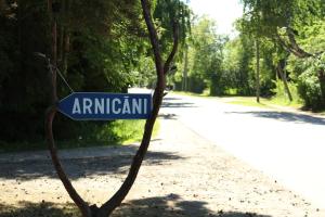 Chata Viesu Māja Arnicāni Ragaciems Lotyšsko