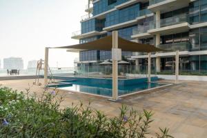 StoneTree - Furnished Studio in Golf Promenade 3A