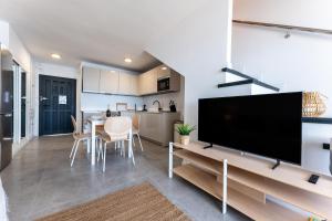 Dona Lola Renata front line beach duplex apartment with stunning sea views Close to Marbella - Mijas Costa