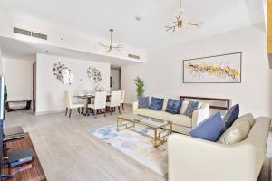 StoneTree - Near Beach - Furnished 1BR with Partial Sea View