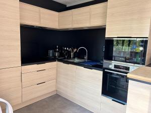 Charmant chalet avec spa à Hasparren, 50 m², piscine partagée