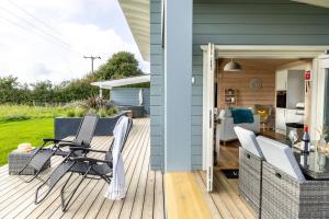 Hayditch, Great Field Lodges