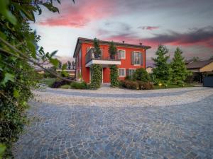 Luxury Golf Villa I & Luxury Golf Villa II