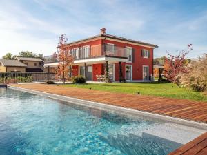 Luxury Golf Villa I & Luxury Golf Villa II